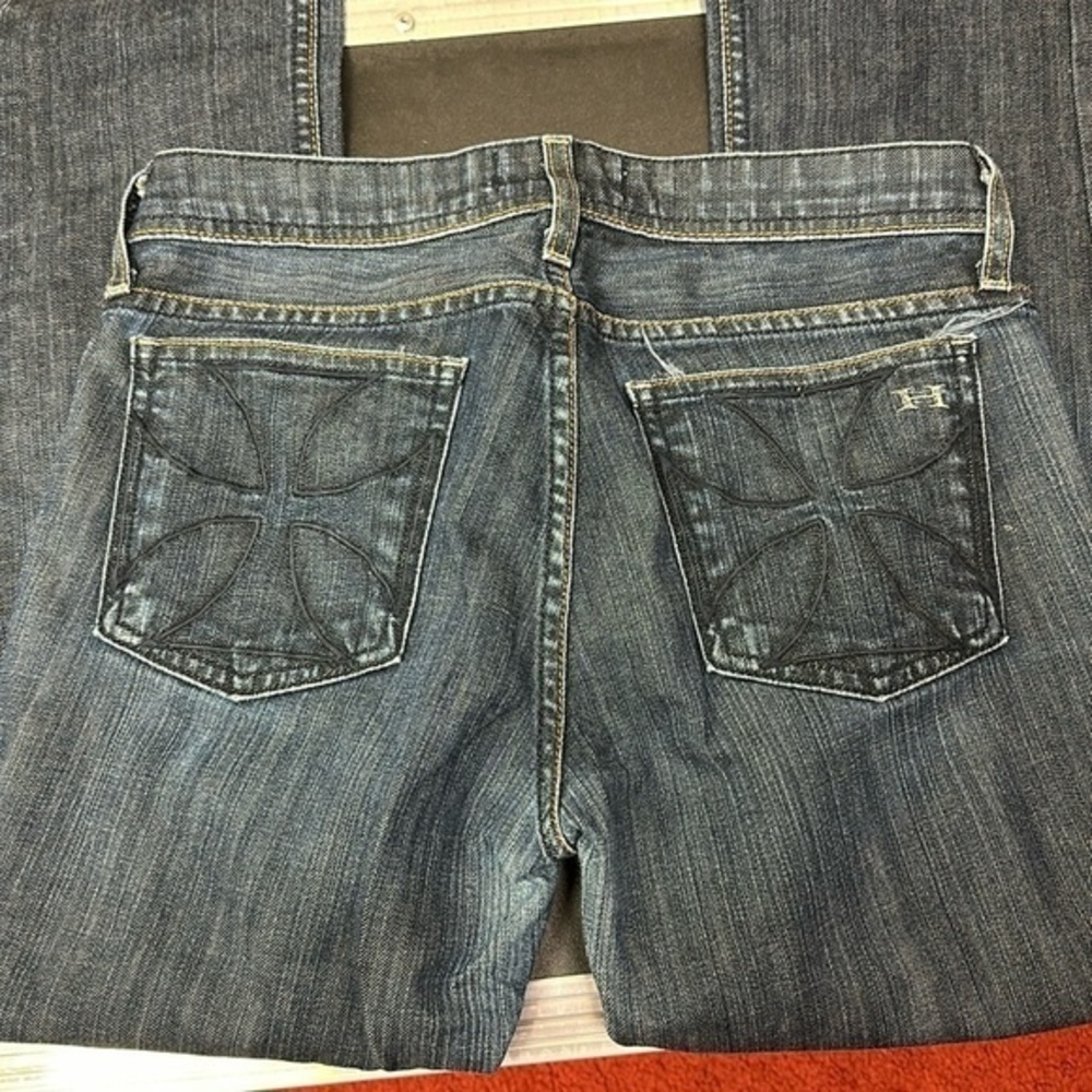 533.  Habitual jeans women’s size 28 skinny